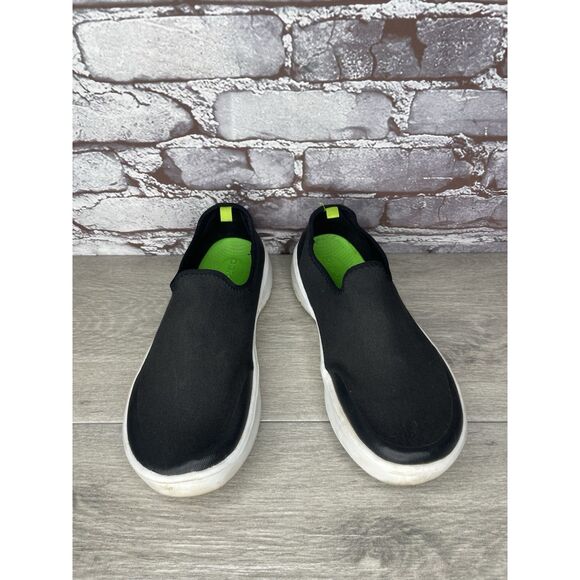OOFOS OOmg eeZee Black White Slip On Recovery Shoes Canvas Women Sz 8.5M US/39.5 - Picture 13 of 16